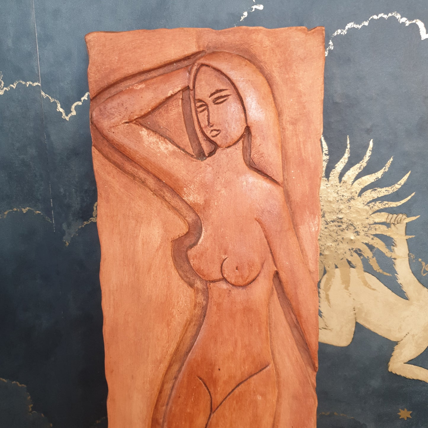 Bas relief , femme nue par Robert Loiseleur