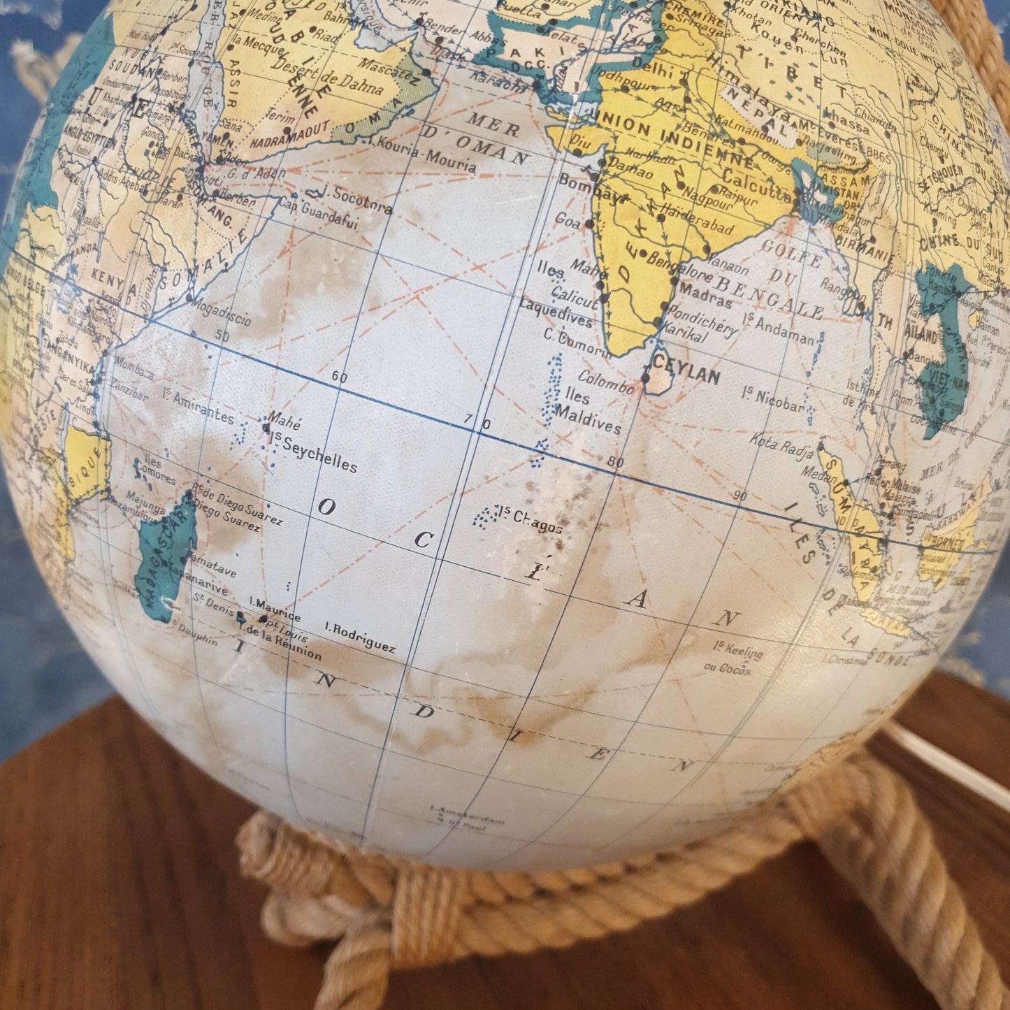 Globe terrestre Audoux Minet